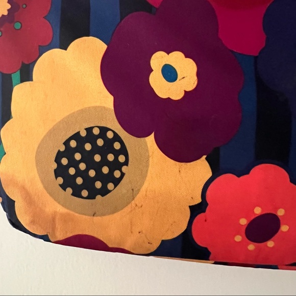 Betsey Johnson Betseyville Floral Laptop Bag - Picture 11 of 13